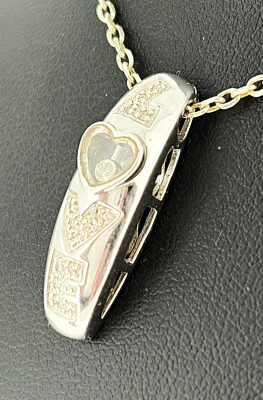 0.10ct Diamond & 9ct White Gold LOVE Pendant (27 x 8.0 x 7.1mm ) 3.95g