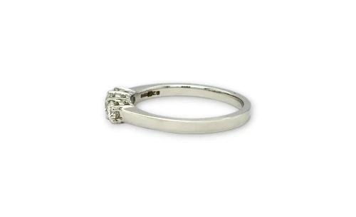 0.50ct Natural Diamond & 18ct White Gold Trilogy Ring 3.3g