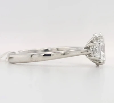 1.67ct Lab Grown Diamond & Platinum Trilogy Ring 5.3g Size M