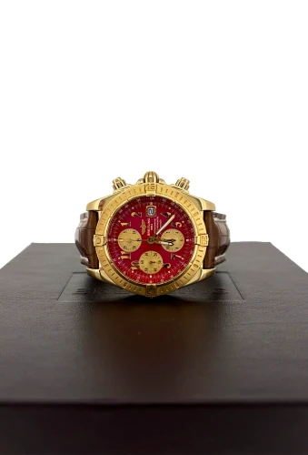 Breitling 44mm Chronomat Evolution - 18ct Gold & Alligator Leather ( Circa 2010) Model: K13356