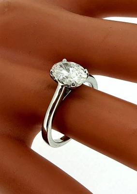 1.50ct Oval Diamond & Platinum Solitaire Ring 5.0g
