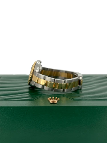 Rolex 29mm Yachtmaster 18ct Gold & Stainless Steel ( 2000 Box & Papers) Model: 69623