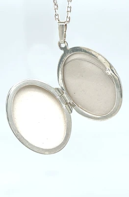 Sterling Silver Locket Pendant 4.5g ( 25 x 21 x 8.0mm)