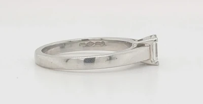 0.40ct Diamond & Platinum Solitaire Ring 5.0g Size L1/2