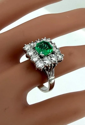 1.50ct Emerald & 1.80ct Diamond Dress Ring -18ct White Gold 9g