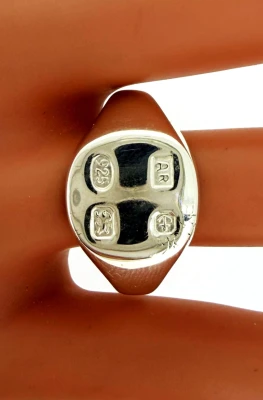 Sterling Silver Lined Cross Pendant 4.4g ( 39 x 19 x 2.7mm )