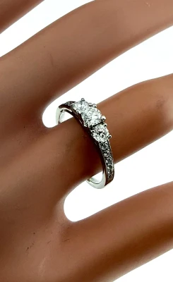 0.61ct Natural Diamond & Platinum Trilogy Ring 3.9g Size L