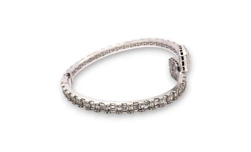 9.22ct Natural Diamond & 9ct White Gold Cross Over Bangle 8 inch 28.24g