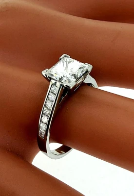 2.20ct Diamond & Platinum Solitaire Ring 4.9g