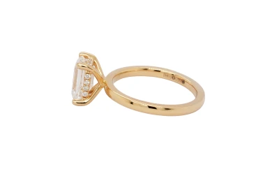 2.12ct Lab Grown Emerald Cut Diamond & 18ct Gold Solitaire Ring (Hidden Halo) 4.55g