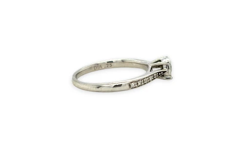 0.25ct Natural Diamond & 9ct White Gold Solitaire Ring 2.65g