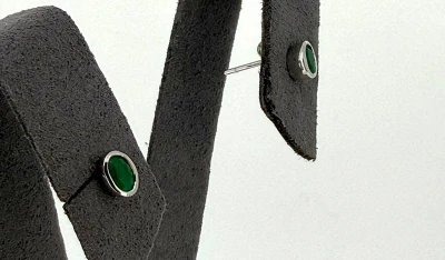 0.20ct Emerald & 9ct White Gold Stud Earrings 0.8g