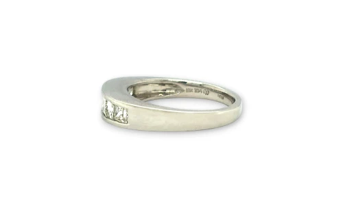 1.10ct Natural Diamond ( Princess & Asscher) & 18ct White Gold Eternity/Wedding Band 6.0g