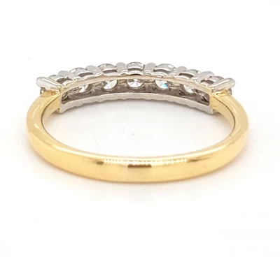 0.75ct Diamond & 18ct Gold 7 stone Eternity Ring 3.1g