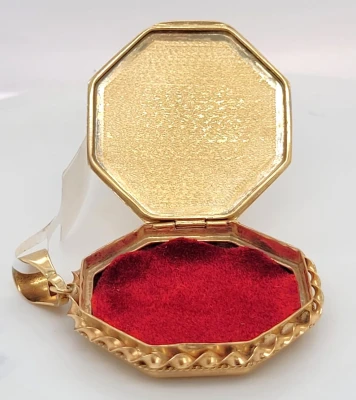 9ct Gold Fancy Octagonal Locket 9.4g