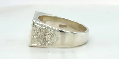 Sterling Silver Hand Engraved Rectangular Signet Ring 9.3g