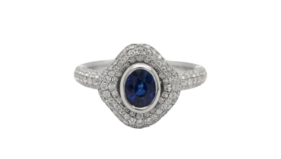 0.80ct Sapphire & 1.05ct Diamond Halo/Solitaire Ring -18ct White Gold 5.43g